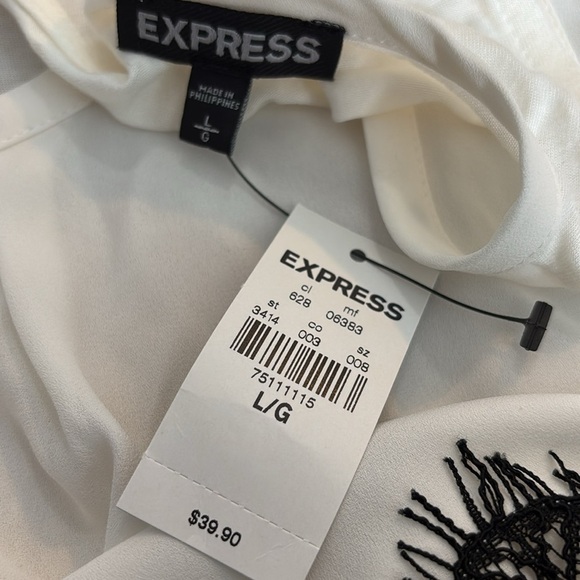 2/$25 EXPRESS White Sleeveless Lightweight Polyester Blouse Size Large - Picture 6 of 7